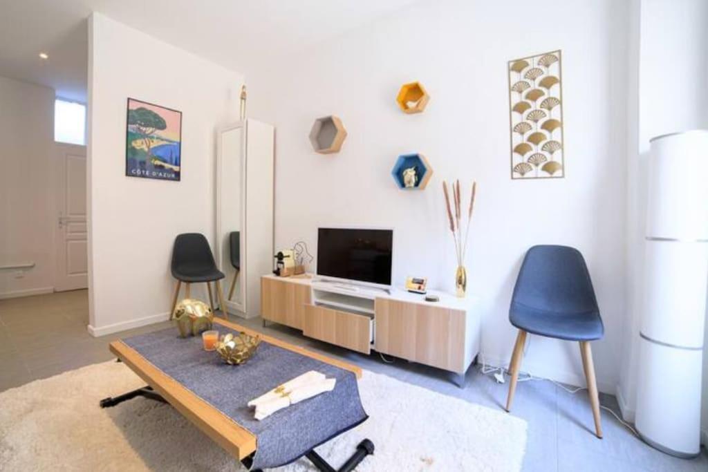 Superb With Terrace, Calm And Tranquility Appartamento
